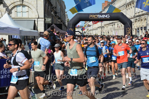 Foulees_Orleans2026/ORLEANSF2026_10642.JPG