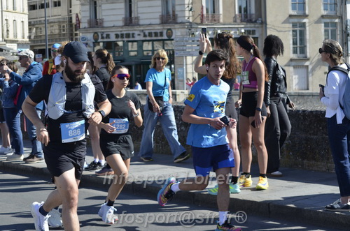 Foulees_Orleans2026/ORLEANSF2026_11106.JPG
