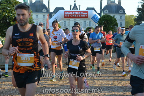 Marathon_Cheverny2025_Dimanche_Depart_Semi_Marathon_Relais/2025CHEVERNY_DEPART_00154.JPG